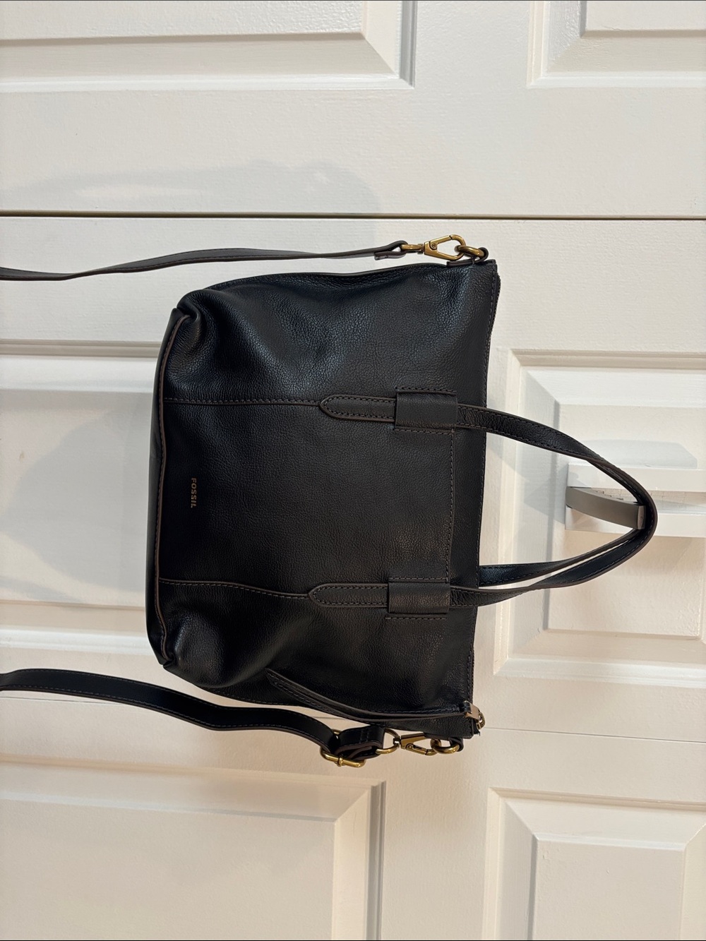 NWOT- Fossil Black Leather Shoulder Tote with Removable Strap